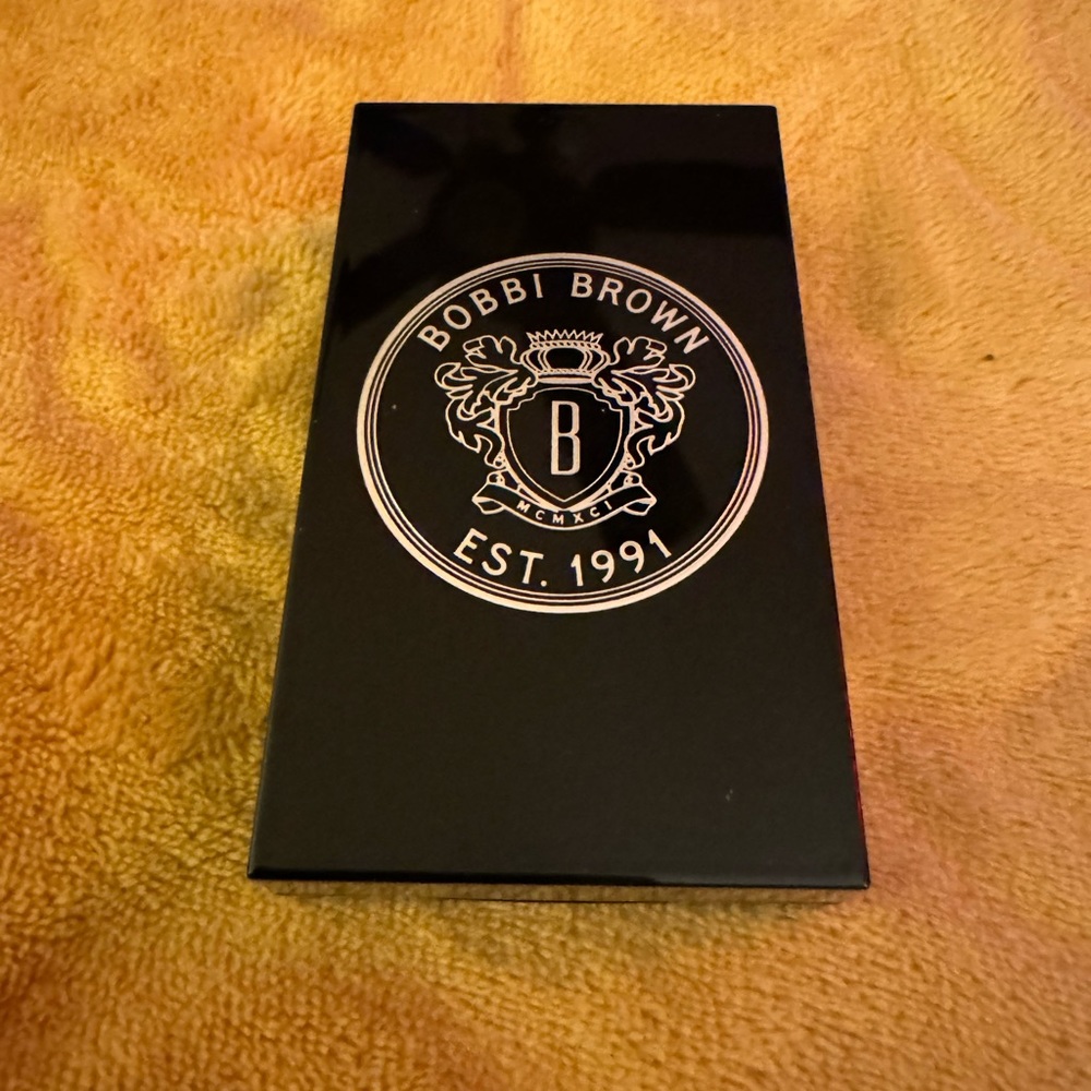 Bobbi Brown Uber Nude Lip and Eye Palette - Picture 3 of 10